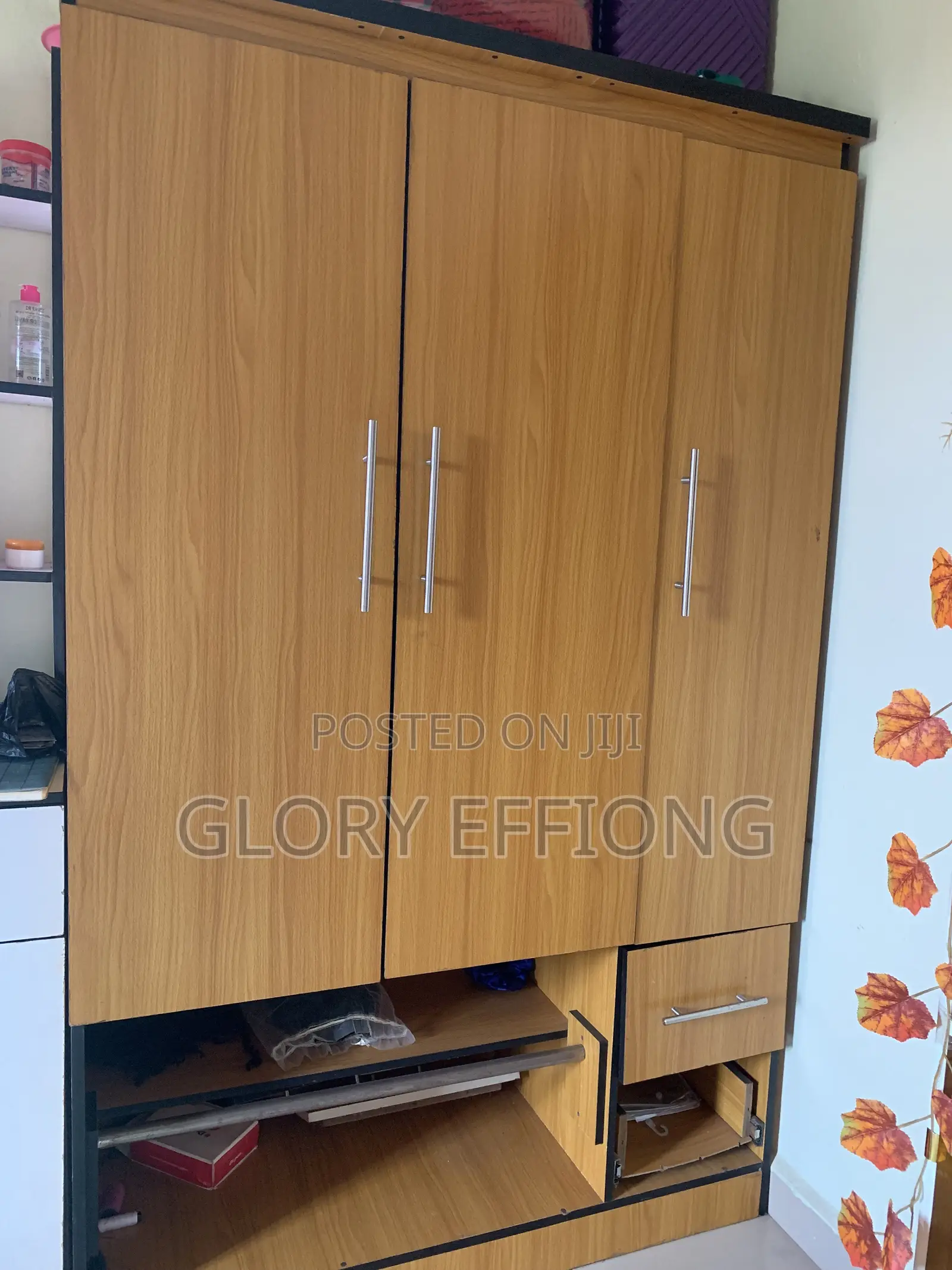 Wardrobe Cabinet