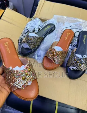 Female Fashion Slippers