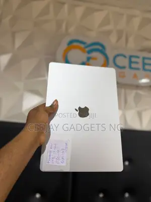 Laptop Apple MacBook Air 2026 M5 16GB Apple M5 SSD 512GB