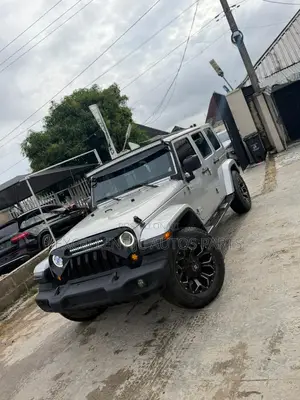 Jeep Wrangler 2011 Silver