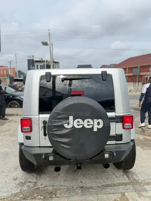 Jeep Wrangler 2011 Silver