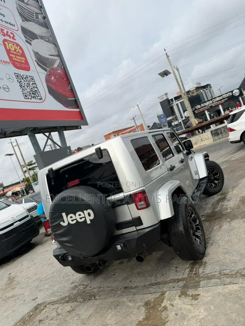 Jeep Wrangler 2011 Silver