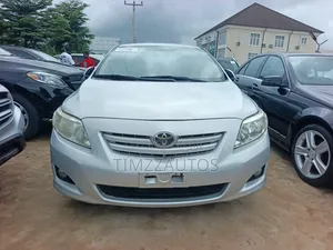 Toyota Corolla 2009 Silver