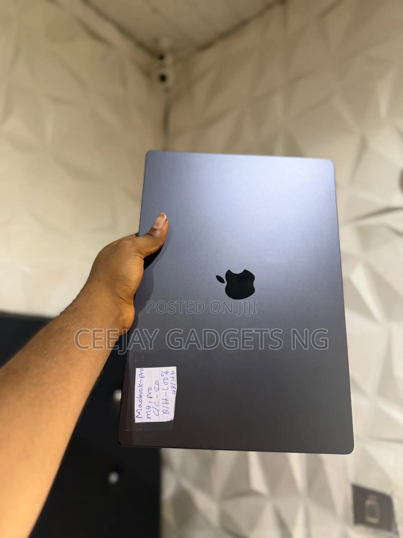 Laptop Apple MacBook Pro 2024 M3 Max 64GB Apple M3 Max SSD 1T