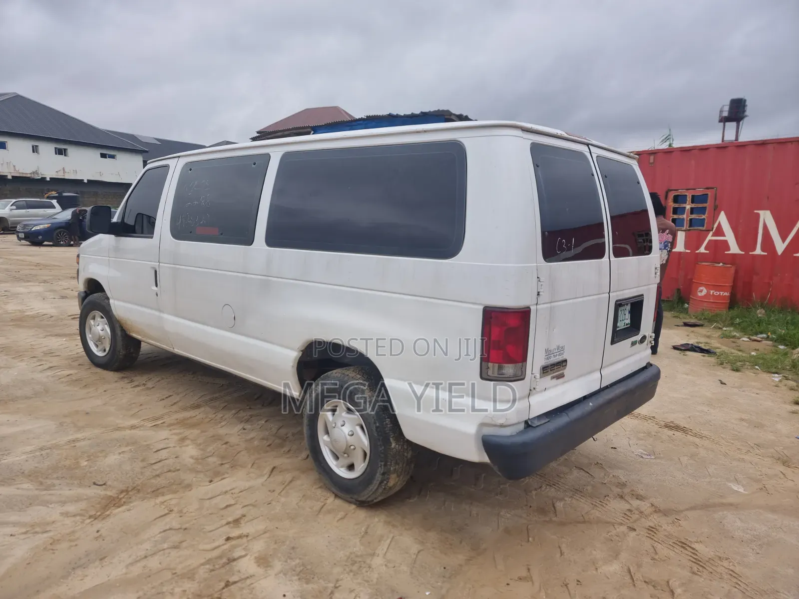 Ford E250 2011 White