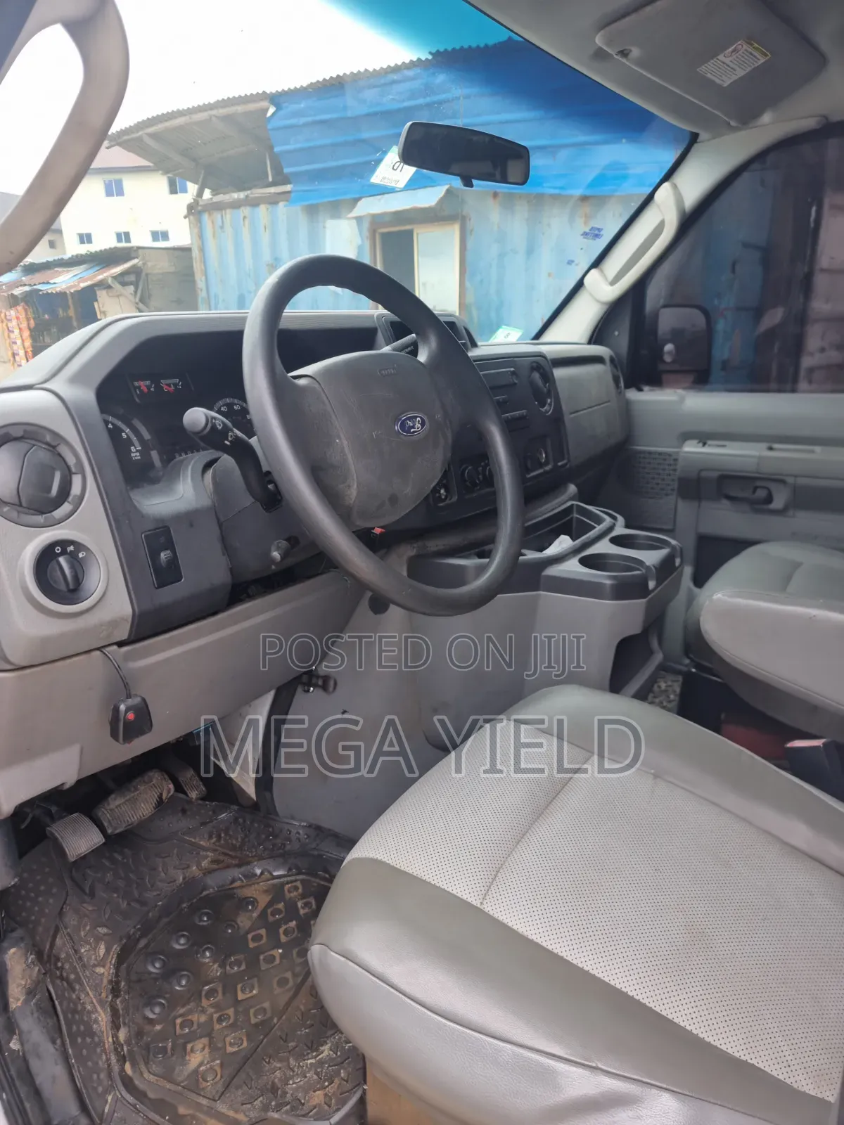 Ford E250 2011 White