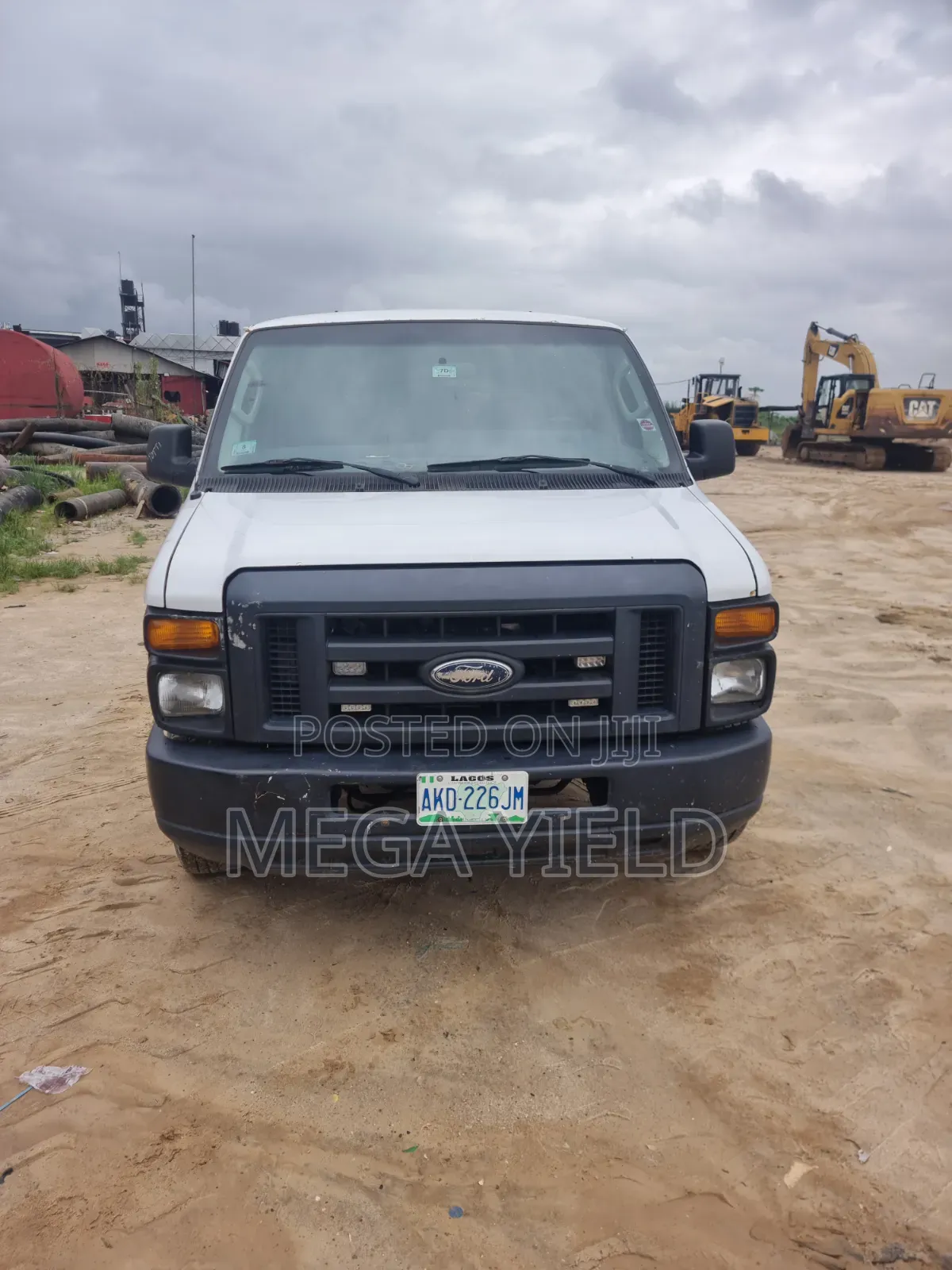 Ford E250 2011 White