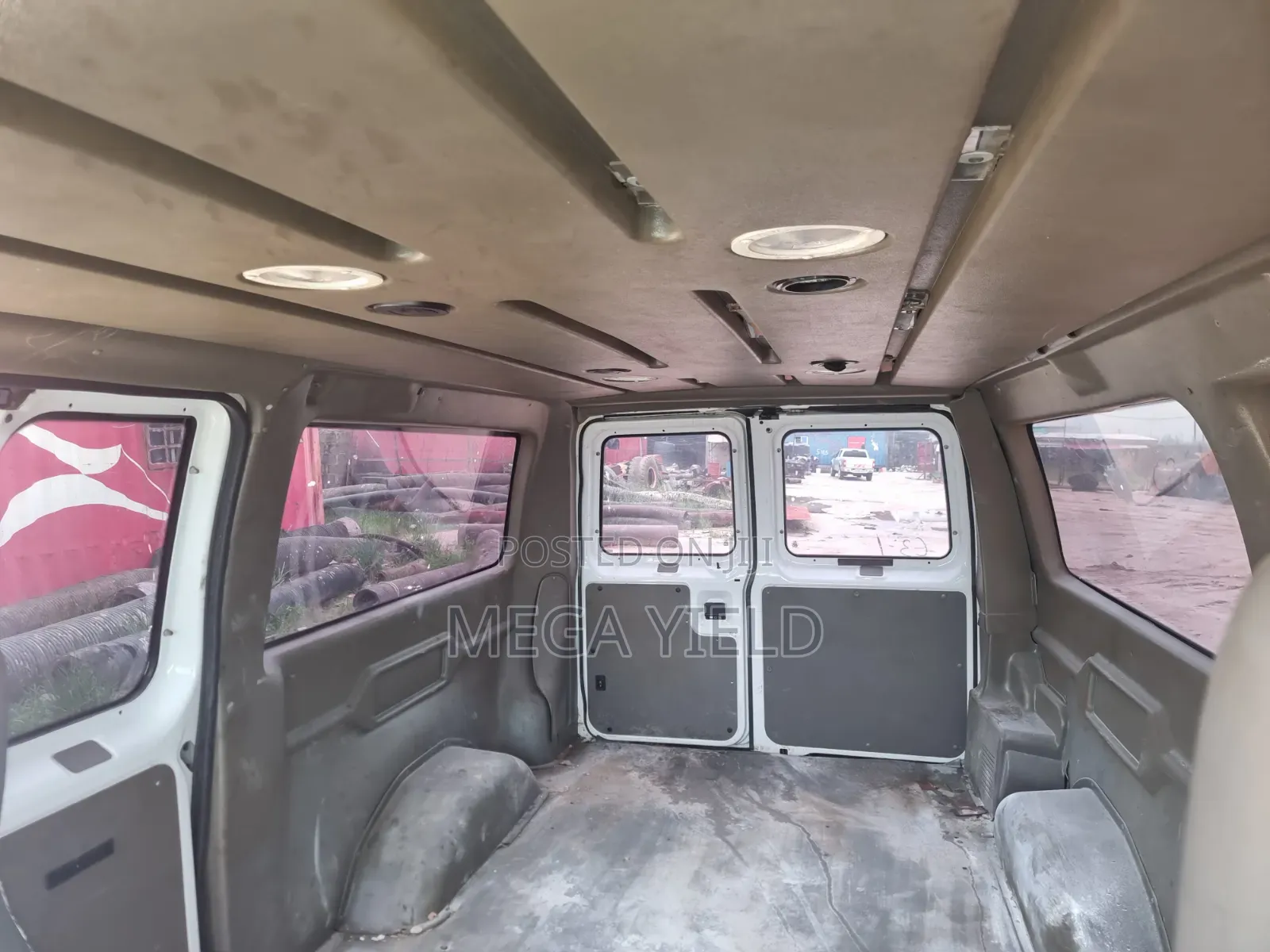 Ford E250 2011 White