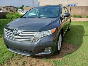 Toyota Venza 2010 Gray