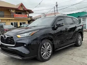 Toyota Highlander 2021 Black