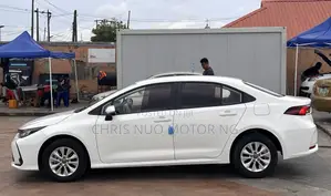 Toyota Corolla 2023 White
