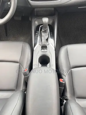 Toyota Corolla SE 2022 White