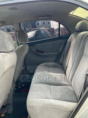 Toyota Corolla 2004 Silver