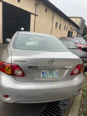 Toyota Corolla 2009 Silver