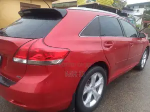 Toyota Venza 2010 Red