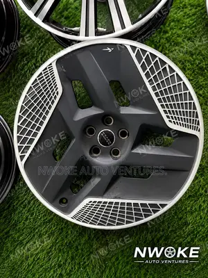 22 Inches for Range Rover Sport 2026 Model