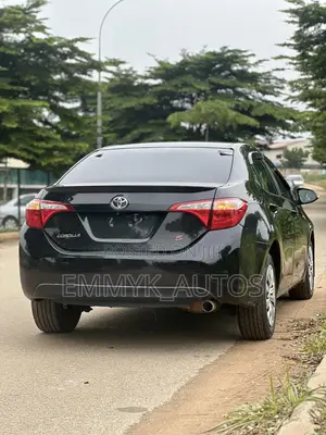 Toyota Corolla LE 4dr Sedan (1.8L 4cyl CVT) 2015 Black