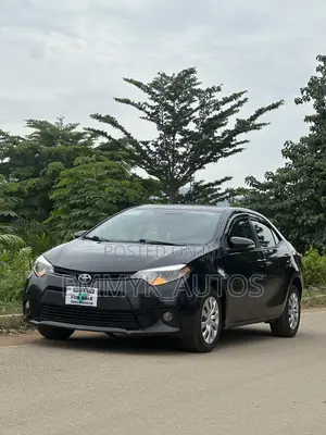 Toyota Corolla LE 4dr Sedan (1.8L 4cyl CVT) 2015 Black
