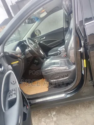 Hyundai Santa Fe 2017 Black