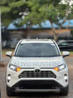Toyota 4-Runner 2019 White