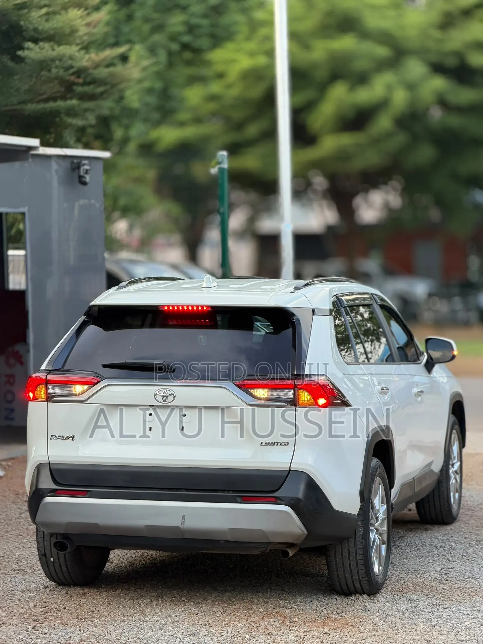 Toyota 4-Runner 2019 White