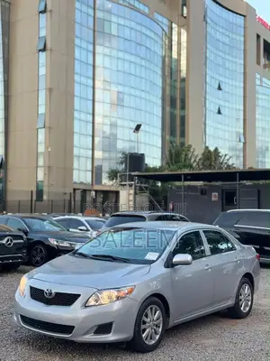 Toyota Corolla 2010 Silver