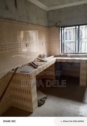 3bdrm Block of Flats in Area 1, Abule Egba for rent