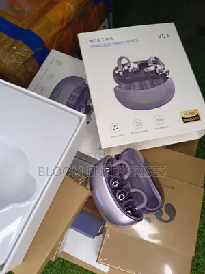 High Definition Wireless Earbuds