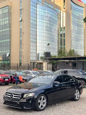 Mercedes-Benz E300 2017 Black