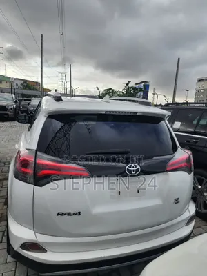 Toyota RAV4 2016 White