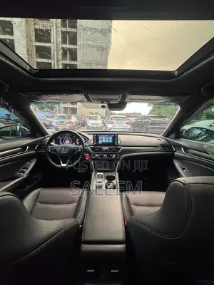 Honda Accord Sport (2.0L 4cyl Turbo 6M) 2019 Black