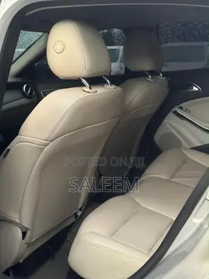 Mercedes-Benz GLA 250 2016 Silver