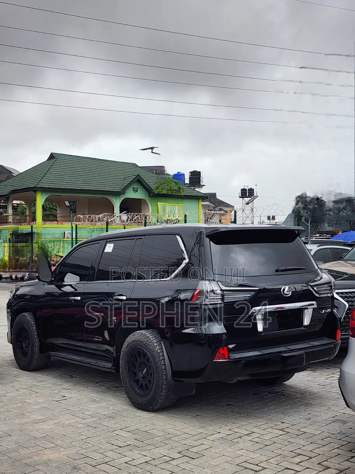 Lexus LX 2017 Black