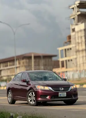 Honda Accord LX 4dr Sedan FWD (2.4L 4cyl 2A) 2013 Red