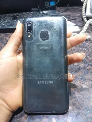 Samsung Galaxy A20 32 GB Black