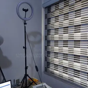 Ringlight With Tripod