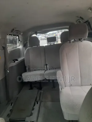 Toyota Sienna LE 7 Passenger 2011 Green