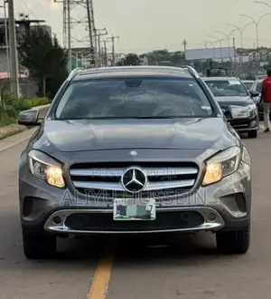 Mercedes-Benz GLA 250 2015 Gray