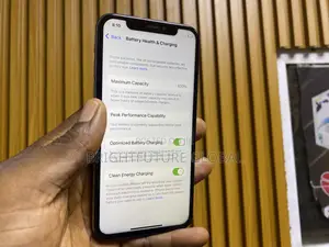 Apple iPhone X 64 GB White