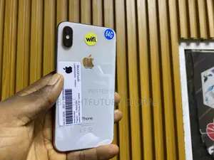 Apple iPhone X 64 GB White