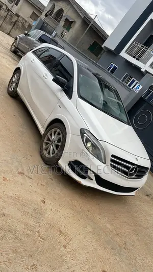 Mercedes-Benz B-Class B200 Petrol 2015 White