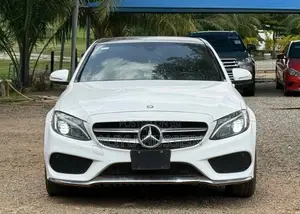 Mercedes-Benz C300 2015 White