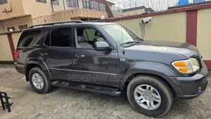Toyota Sequoia 2011 Gray