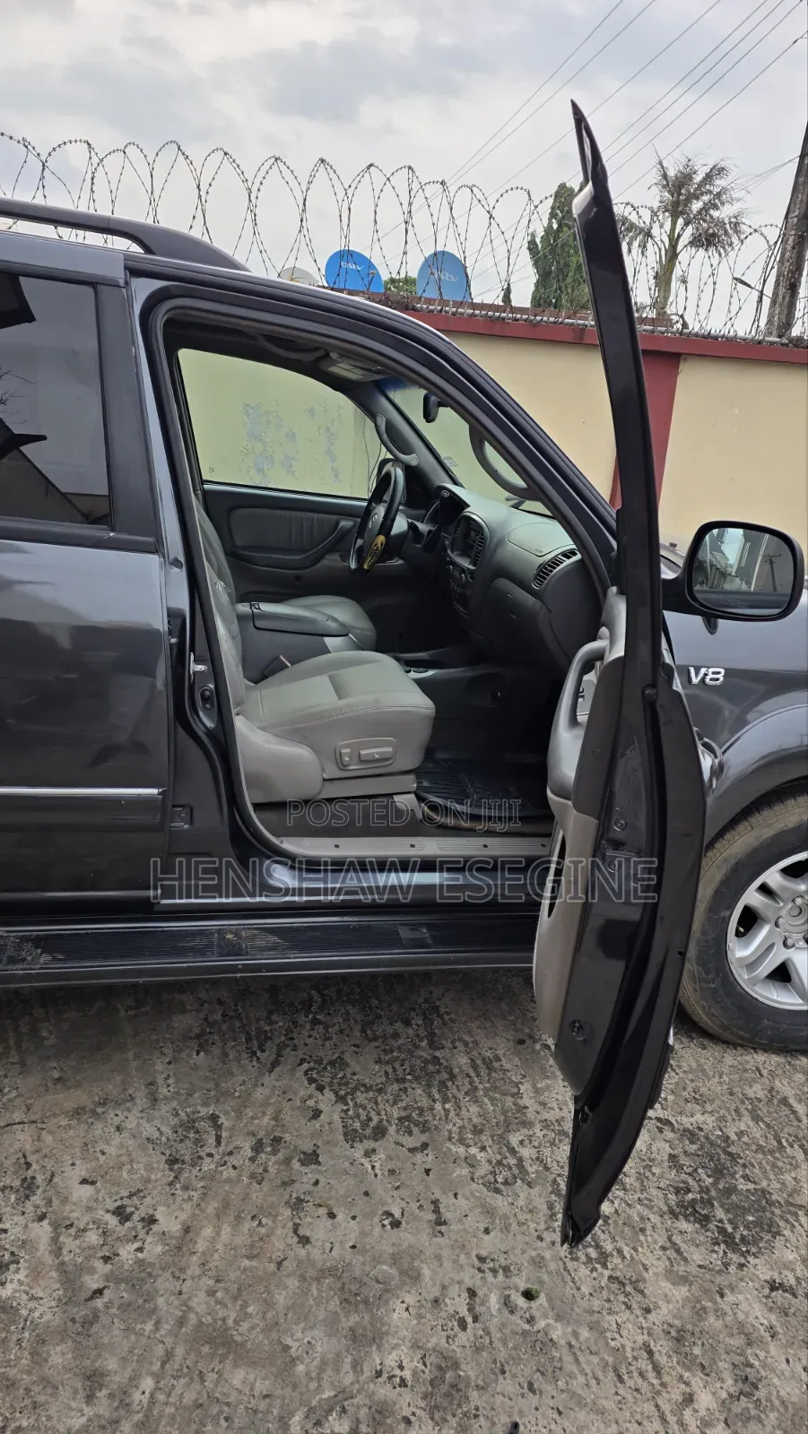 Toyota Sequoia 2011 Gray