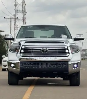 Toyota Tundra 2020 White