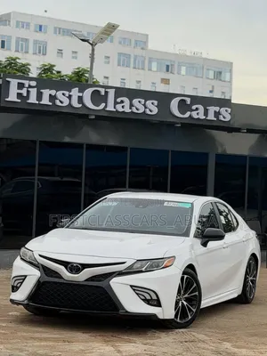 Toyota Camry 2020 White