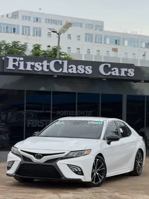 Toyota Camry 2020 White