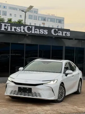 Toyota Camry 2025 White