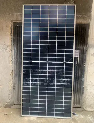 750watts Jinko Solar Panel