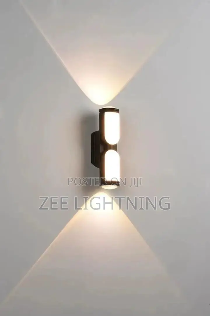 Led Outdoor Wall Bracket With Reflective Light Up and Down